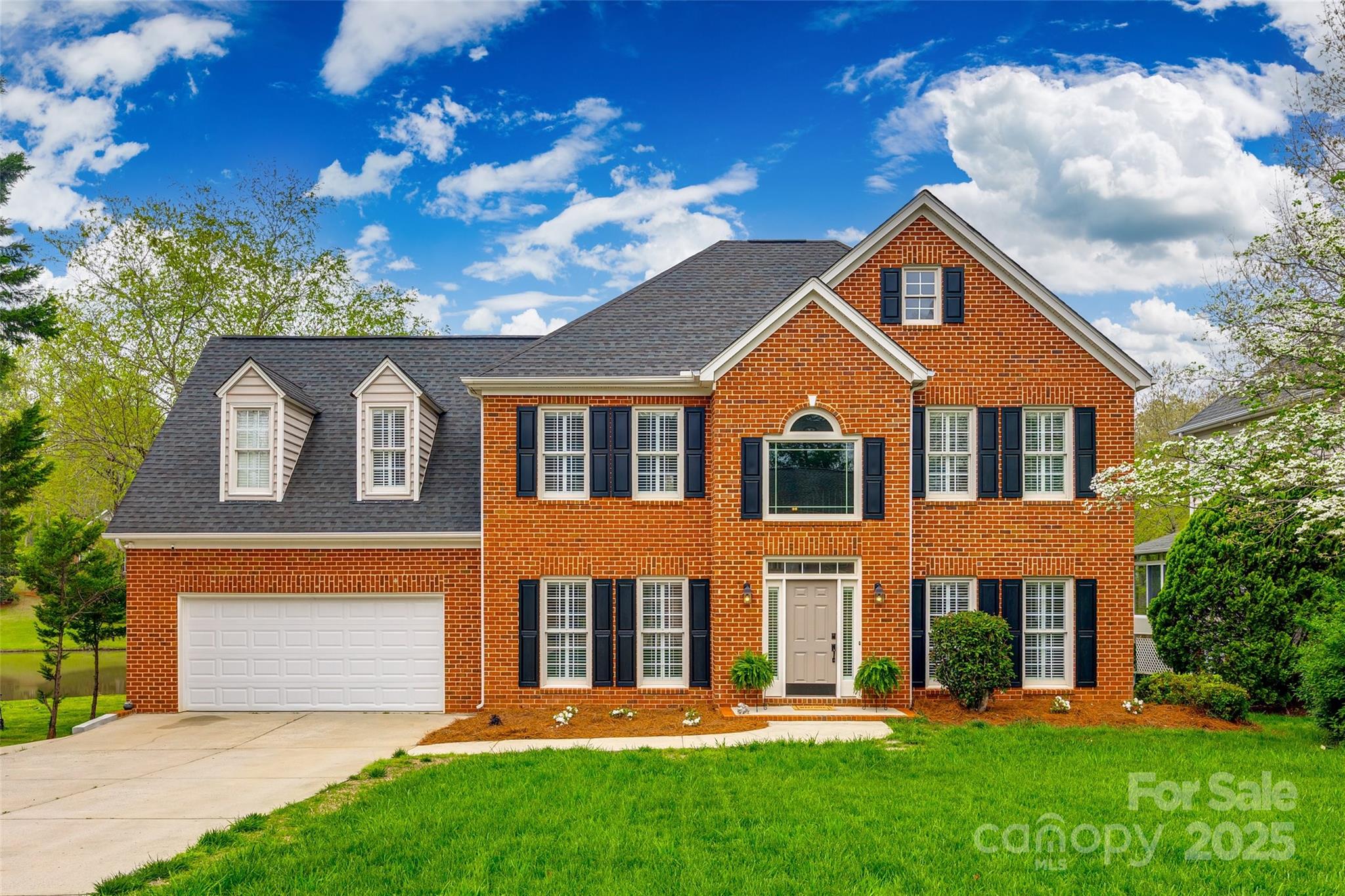 Royal Oaks - Residential