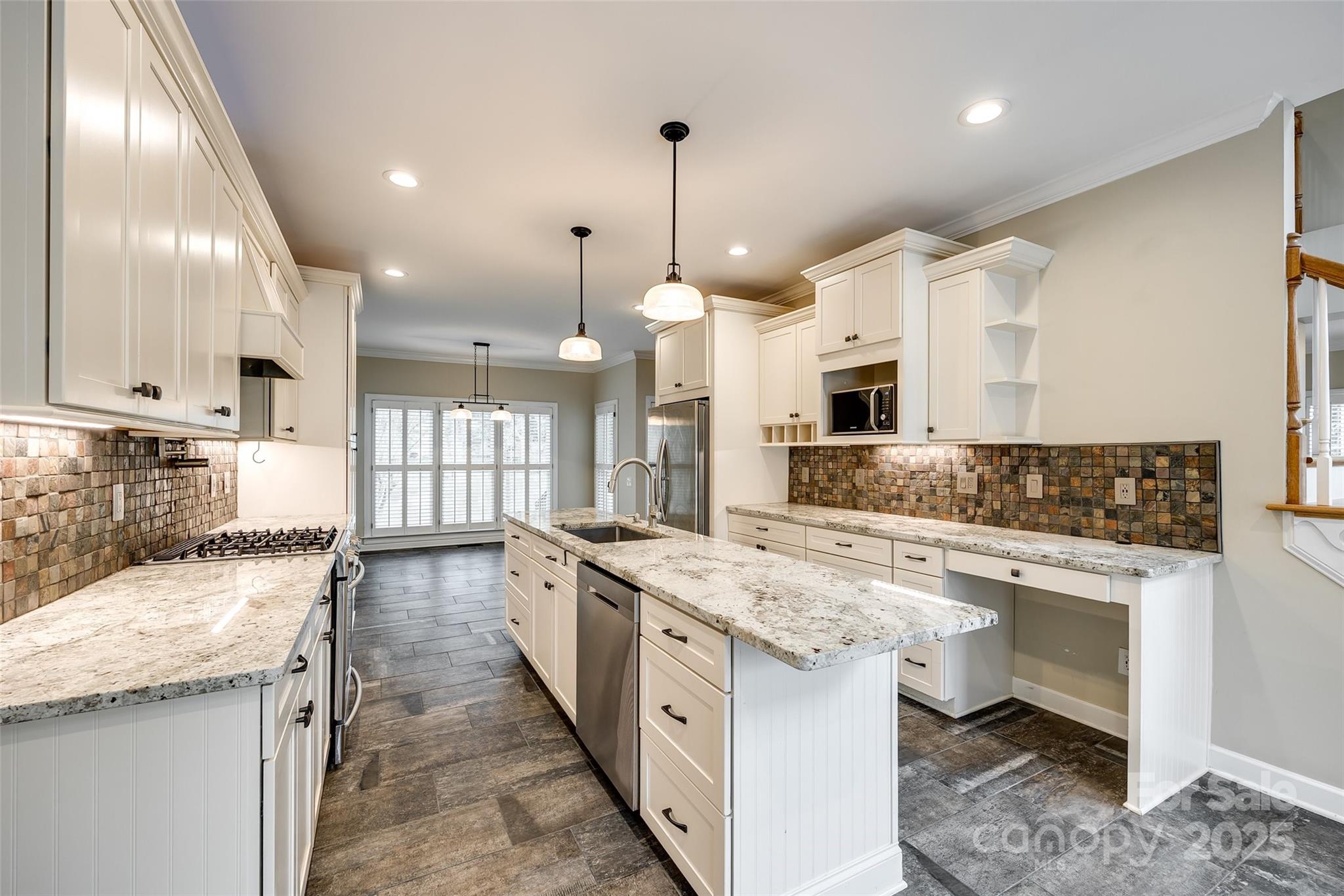 Royal Oaks - Residential