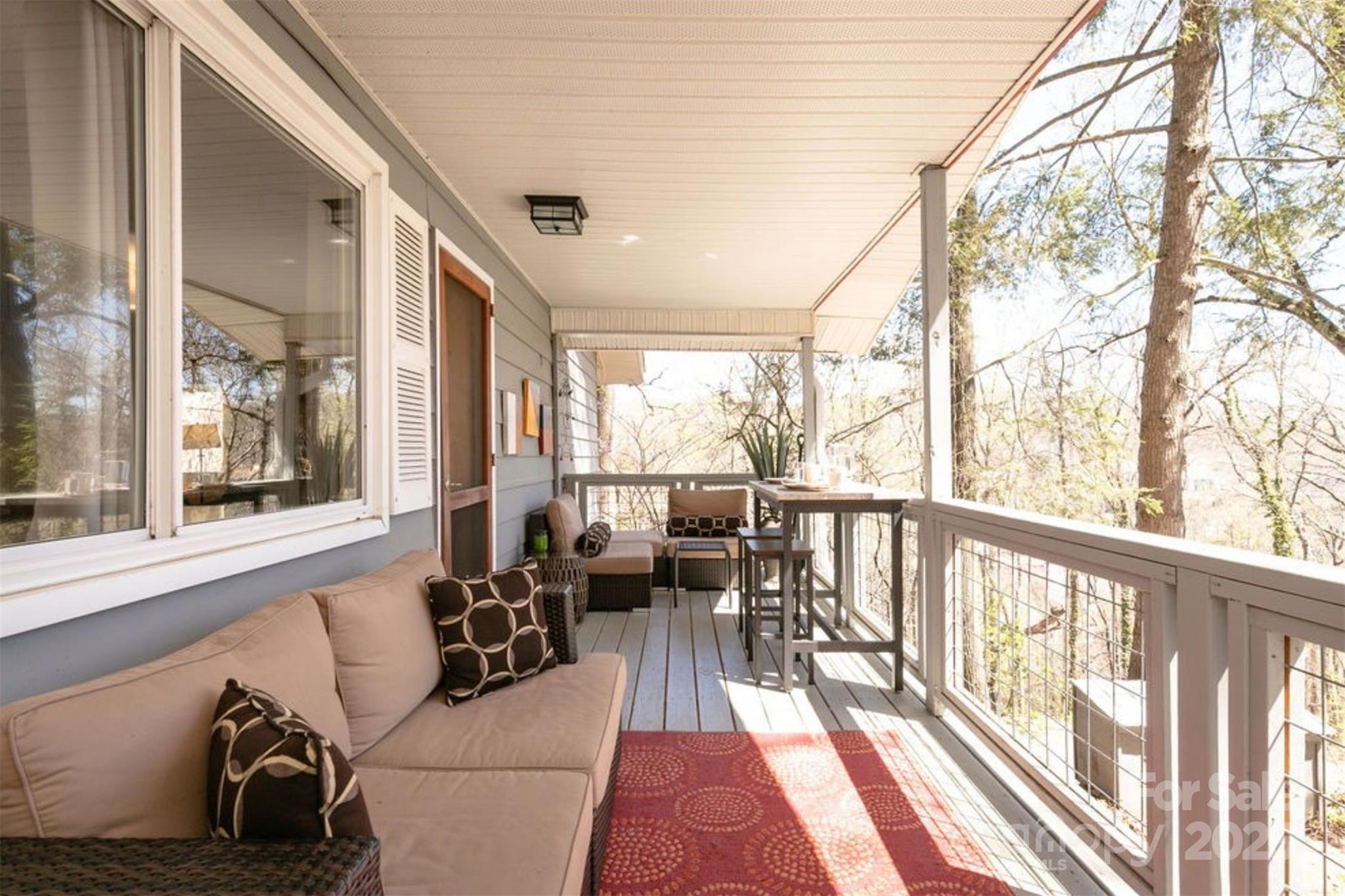 7 N Delano Road
