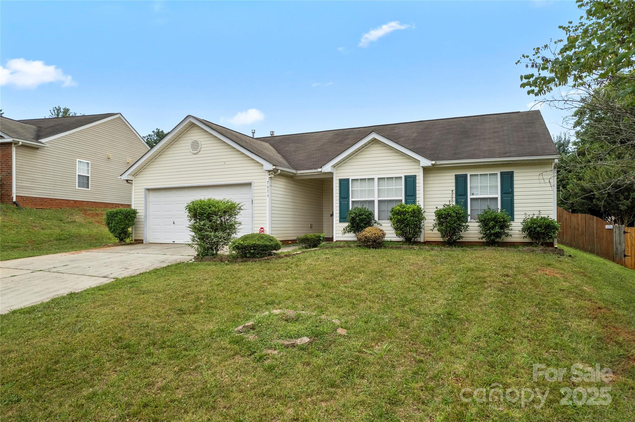 7616 Shiny Meadow Lane