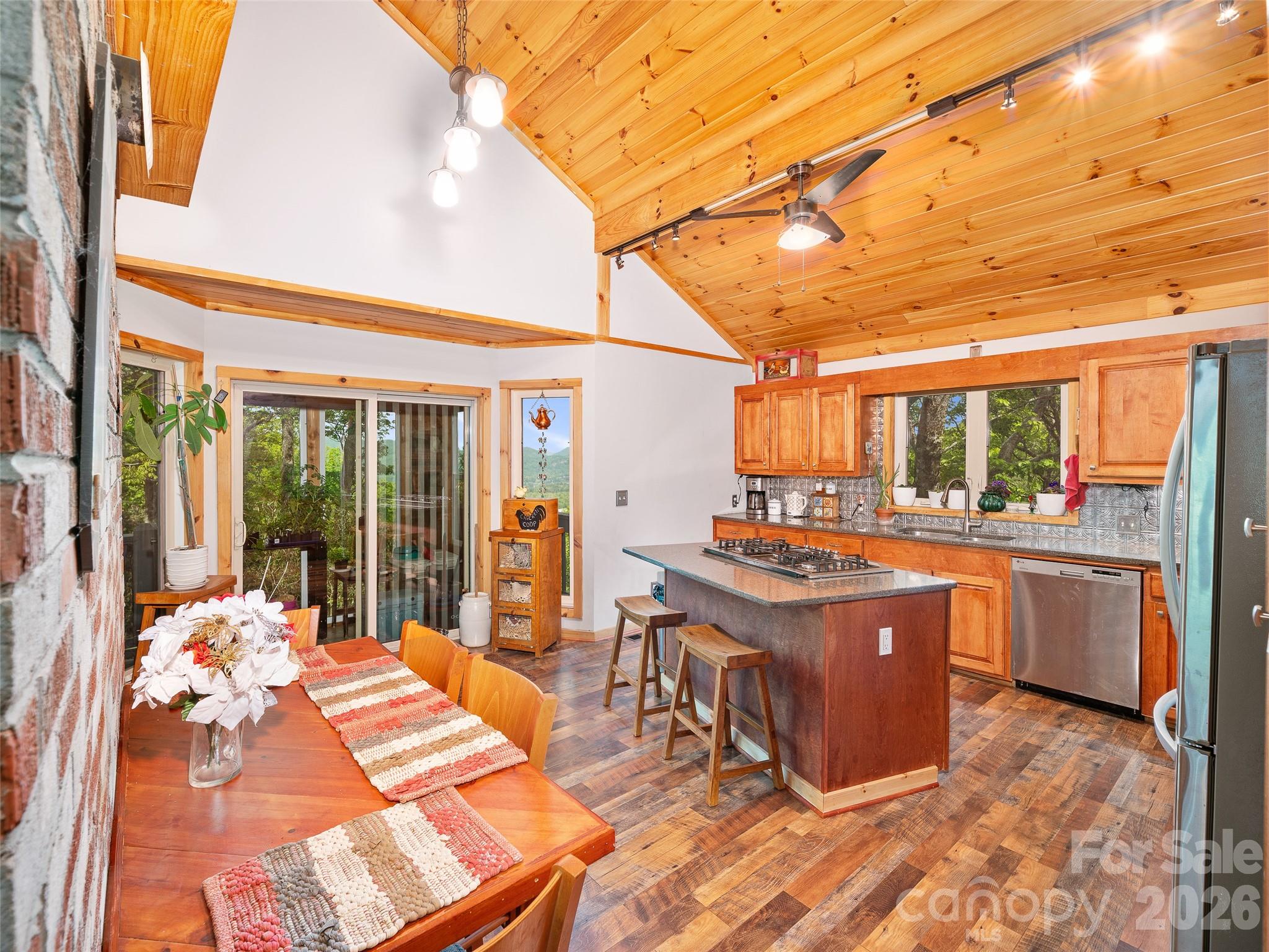 Sunset Mountain Estates - Residential