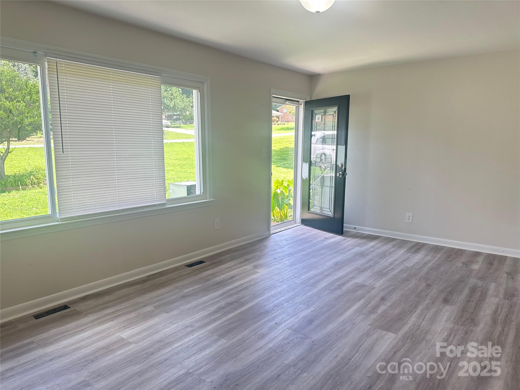 Hollandale - Residential