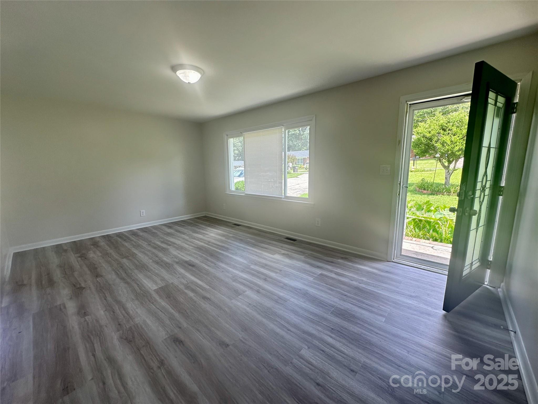 Hollandale - Residential