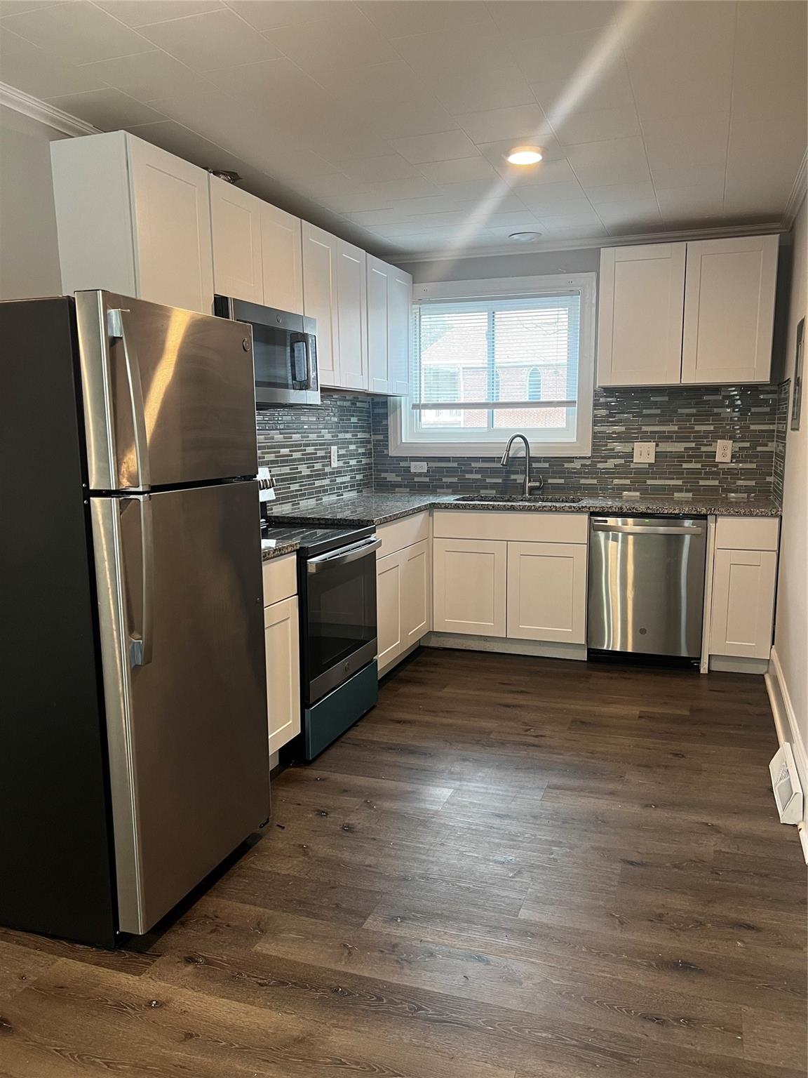 Jackson Park - Residential Lease