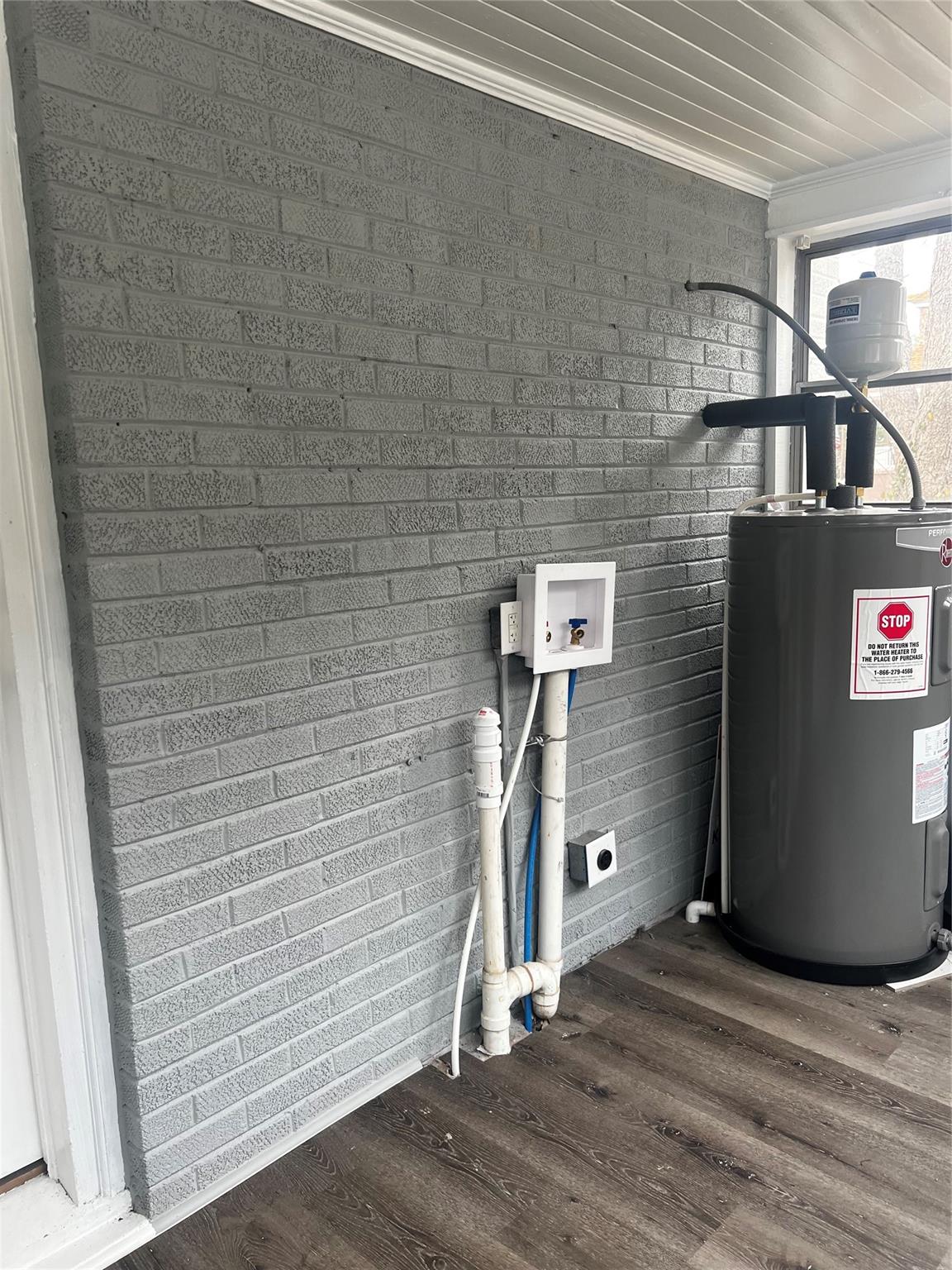 Jackson Park - Residential Lease