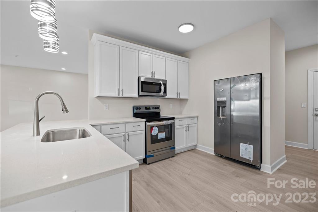 Summer Ridge - Residential