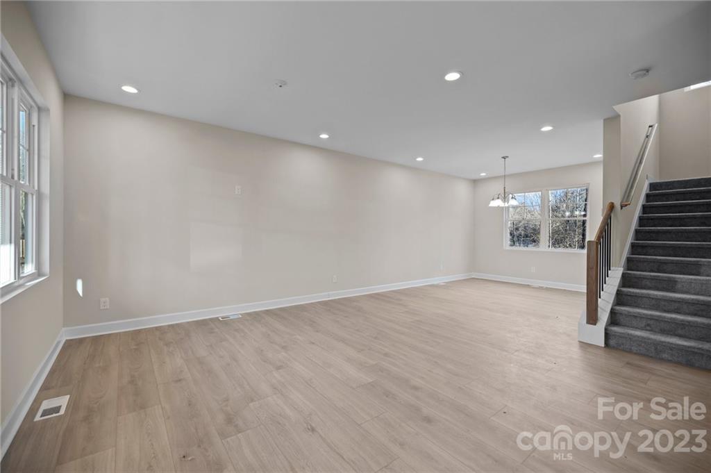 Summer Ridge - Residential