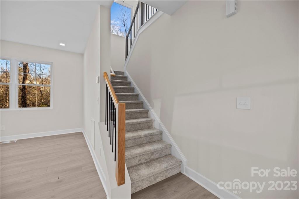 Summer Ridge - Residential