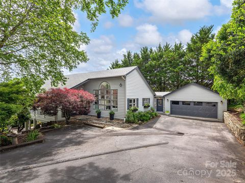 6 Lakeway Circle Weaverville NC 28787