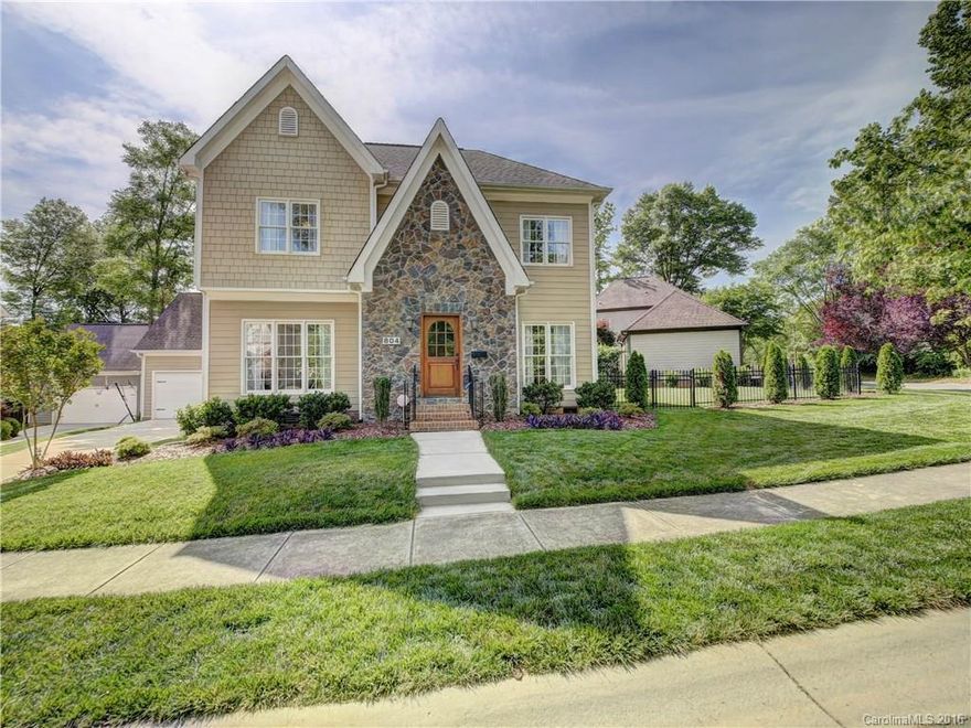 COTSWOLD 2006 construction w/awesome outdoor living! This is a sweet 3br house with high ceilings, open floor plan & detached space over garage for man cave, guest/4th br or bonus. Sellers did extensive work to create a large stone patio, landscape retaining wall, grassy yard, and fence. This is one of the best yard spaces in this development - its the seller's fav thing!! Study has french doors - can be living or playroom. Nice walk in closet in master. Freshly painted much of interior.