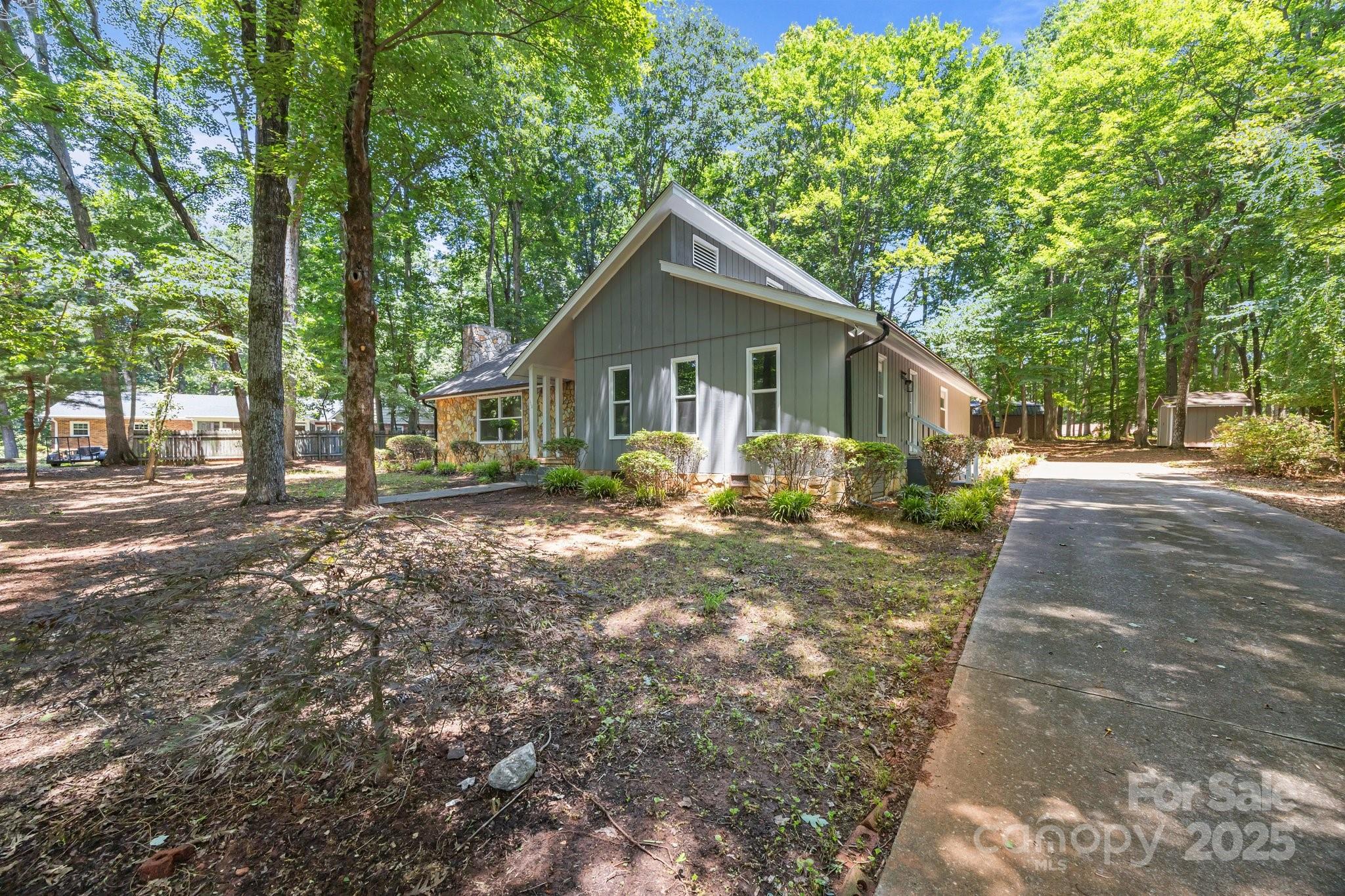 138 Ivy Lane