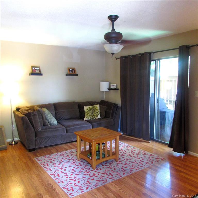 Riverview Villa - Residential