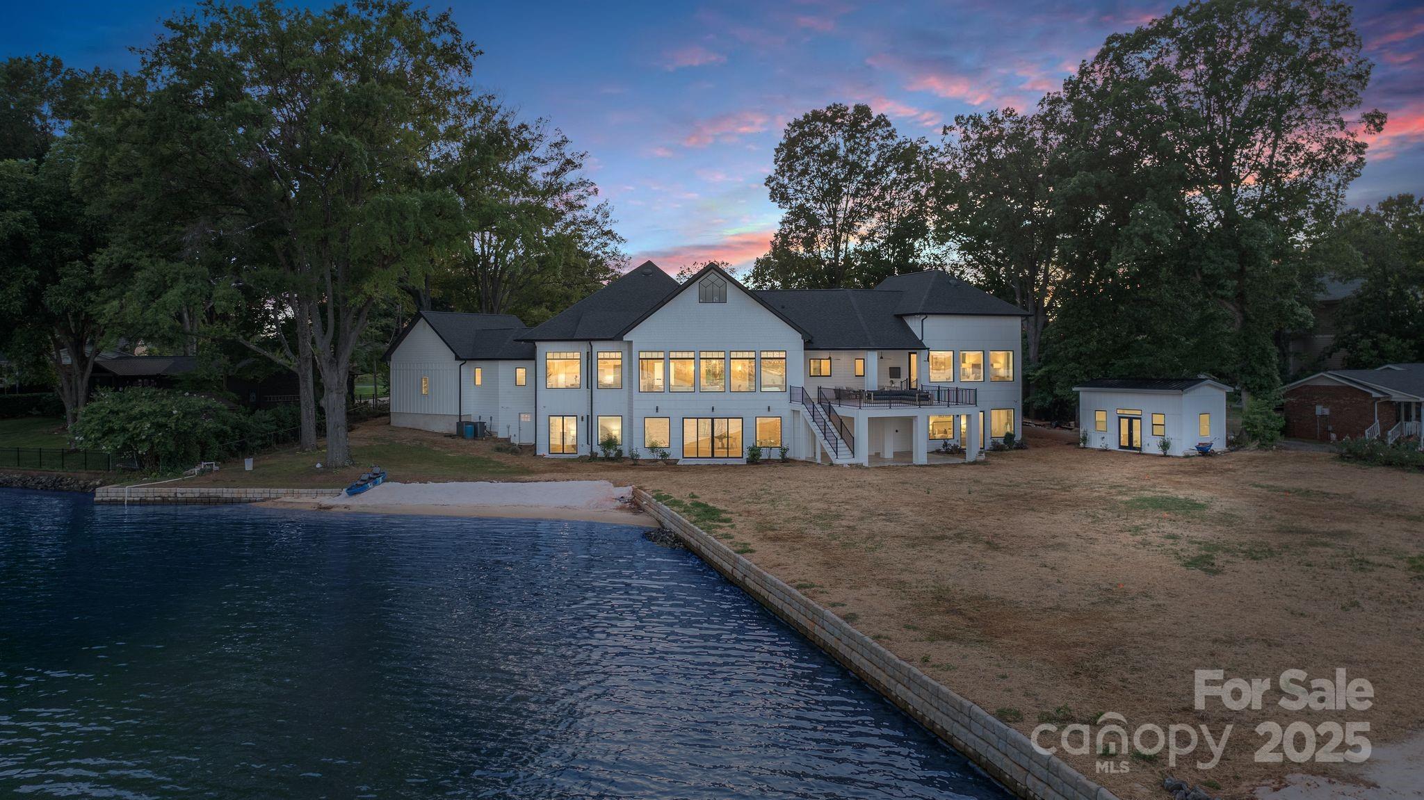 21528 Norman Shores Drive