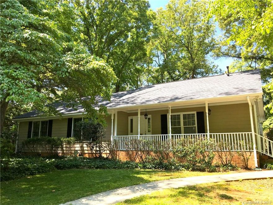 Cute ranch on quiet street in the heart of South Park! Easy walk to Piedmont Row and South Park Mall, Restaurants, Bars and Park. Quick commute uptown. Bright large family room, 3 Bedrooms, 2 Baths, updated kitchen with granite counter tops. Freshly painted throughout. Brand new roof. Deck overlooking peaceful, level, fenced in backyard. Two Car Garage is great for storage. Great opportunity to be in Barclay Downs with superior schools. A must see! Ready for May 1 move in!