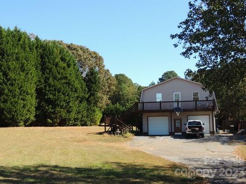 Duplex in Sherrills Ford NC 7950 Barkwood Lane.jpg