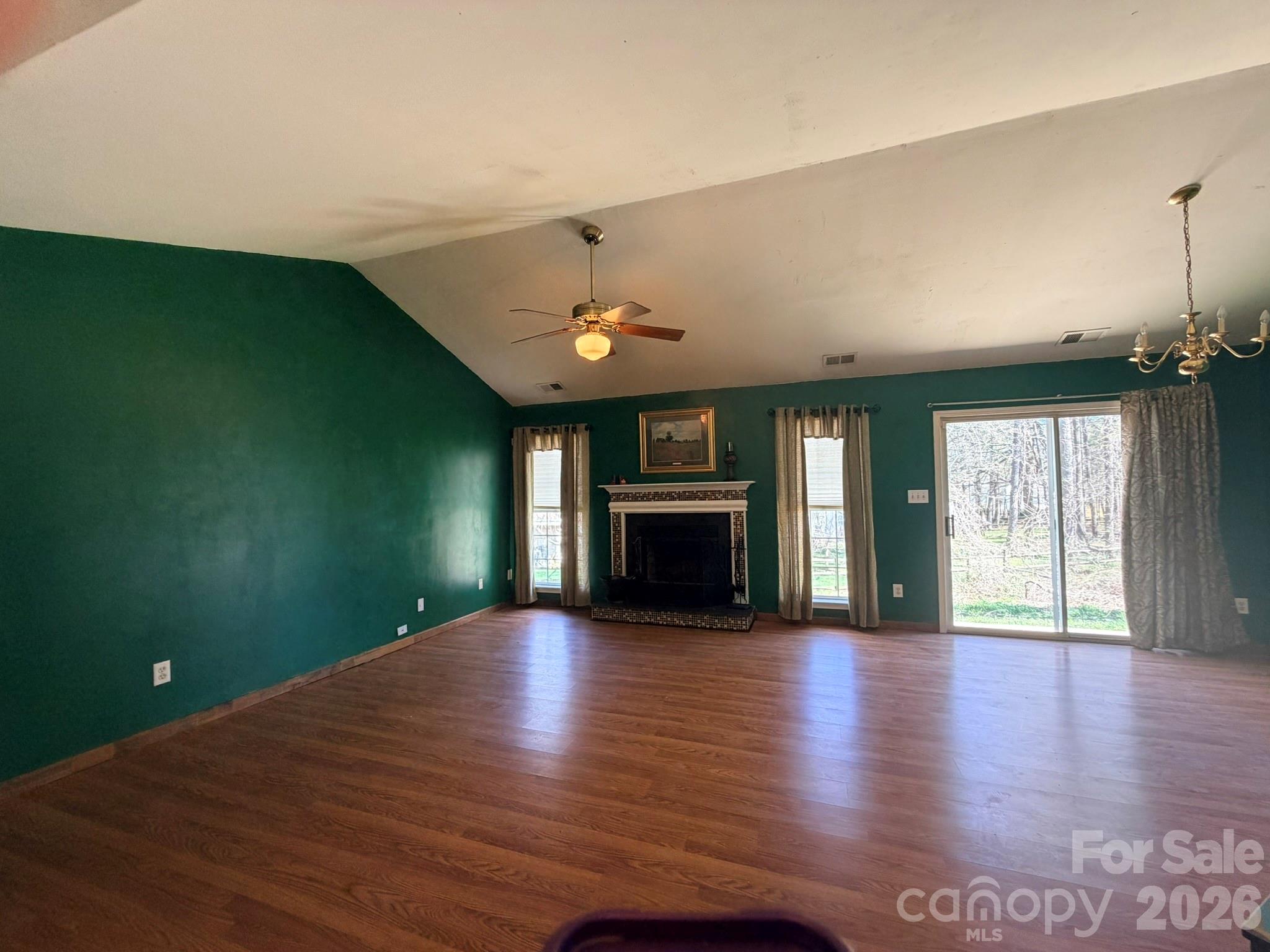 10102 Mountain Flower Court 124