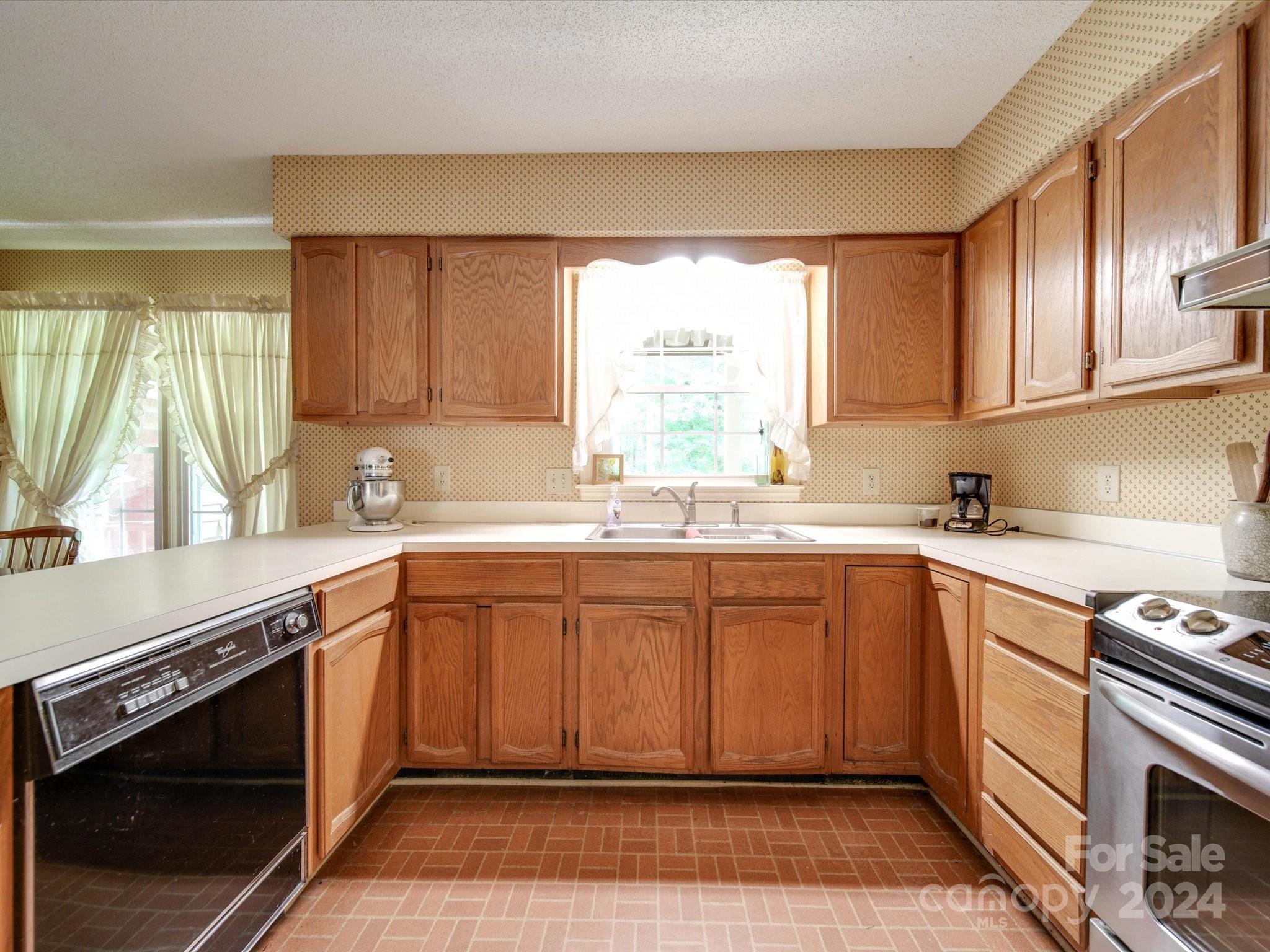 Carowood - Residential