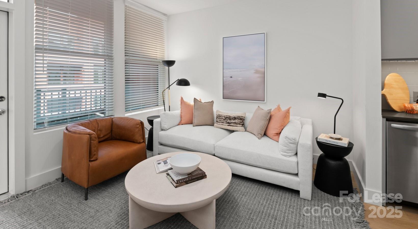 Charlotte, North Carolina 28206, United States, 1 Bedroom Bedrooms, ,1 BathroomBathrooms,Residential,Active,129528