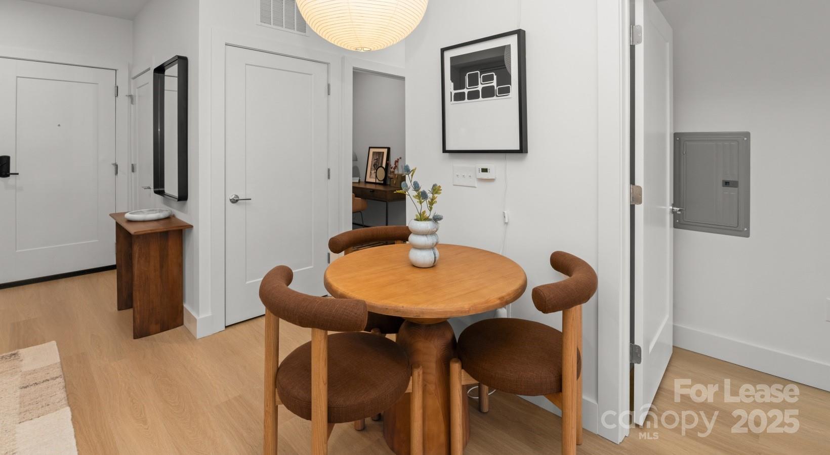 Charlotte, North Carolina 28206, United States, 1 Bedroom Bedrooms, ,1 BathroomBathrooms,Residential,Active,129528