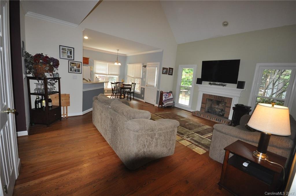 Davis Lake - Residential