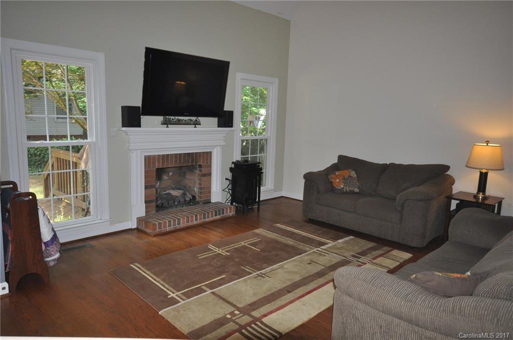 Davis Lake - Residential