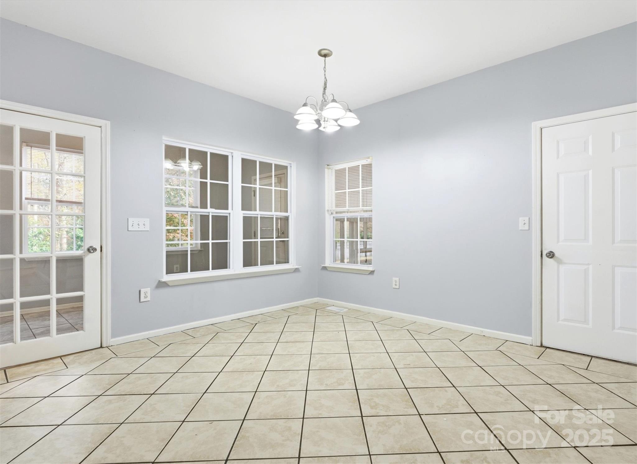 3402 Continental Drive