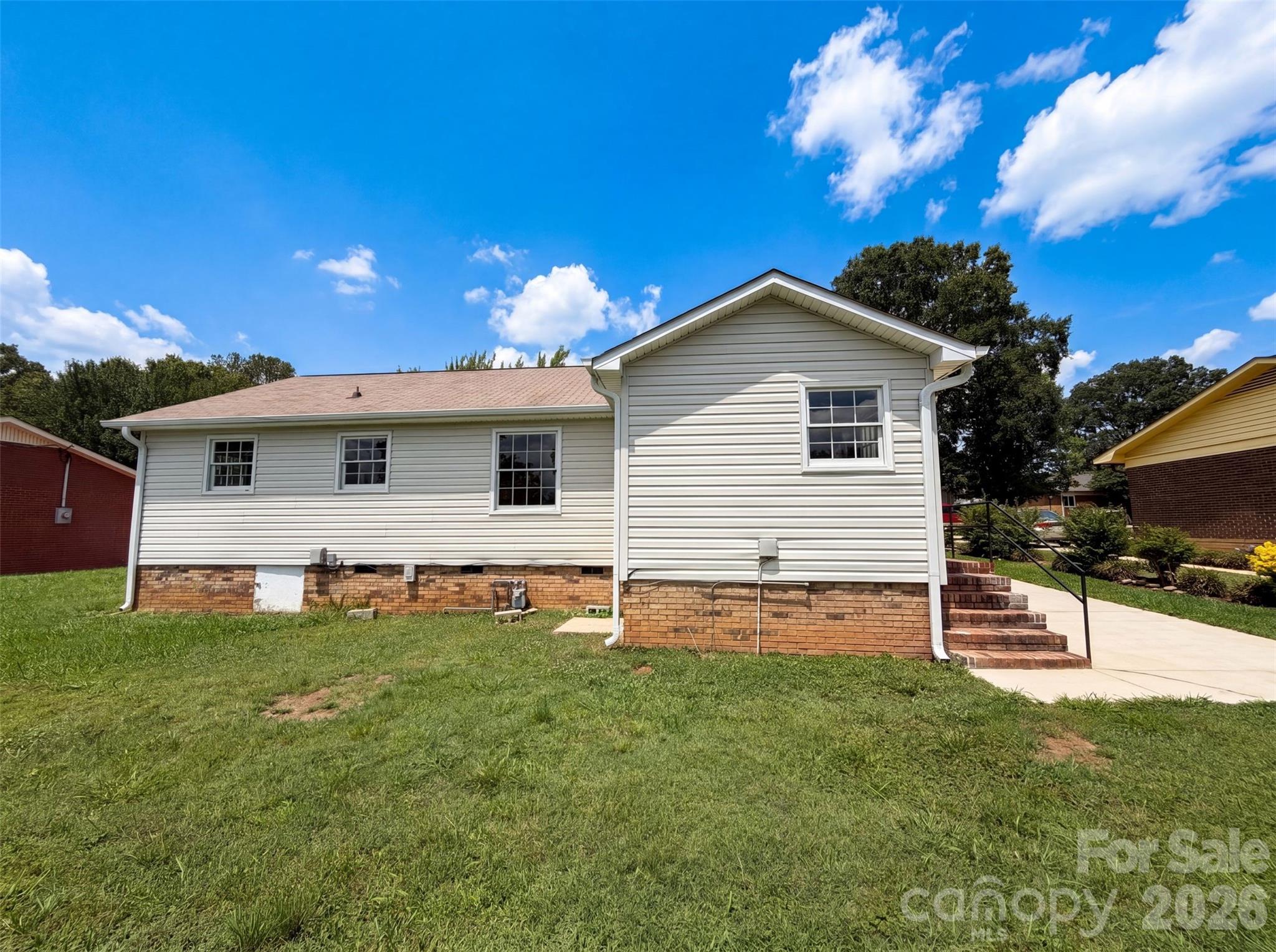 2039 Artwood Lane