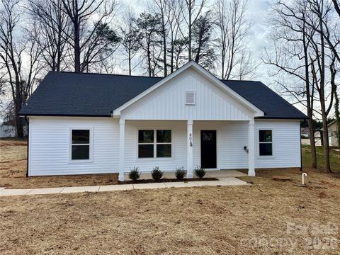 803 W 1st Street Newton NC 28658