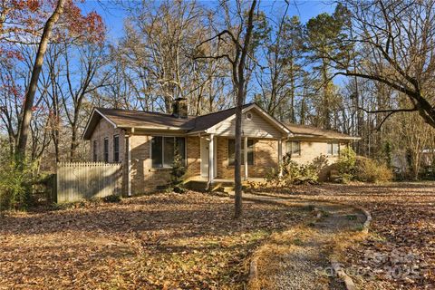 Photo of 1051 Cox Mill Road, Concord, NC 28027 (MLS # 4327744)