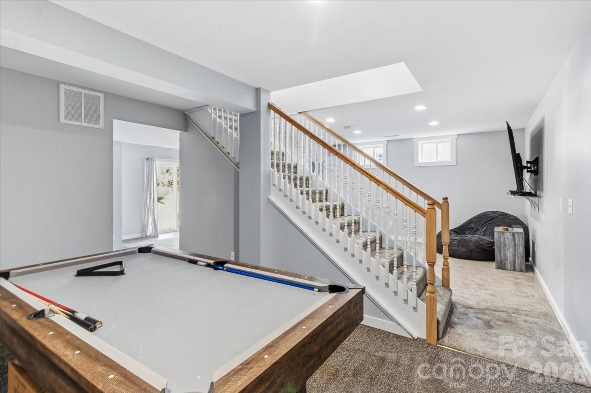 Amber Knolls - Residential