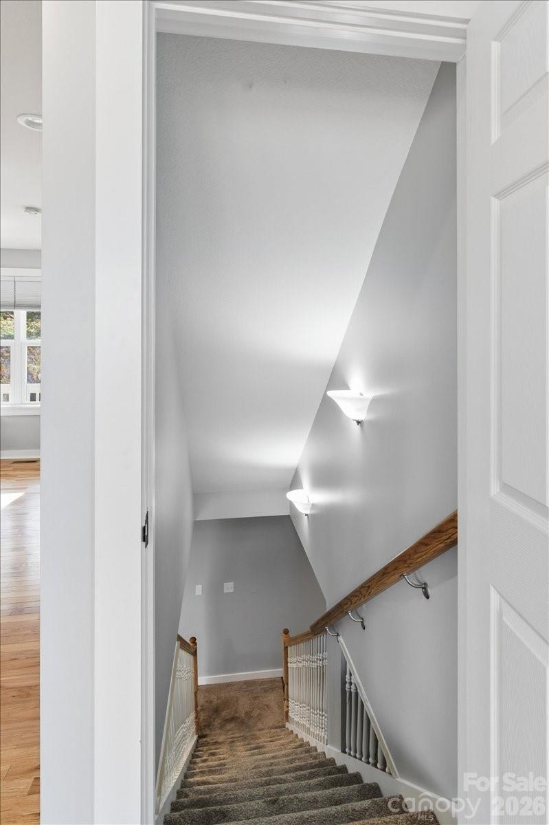 Amber Knolls - Residential