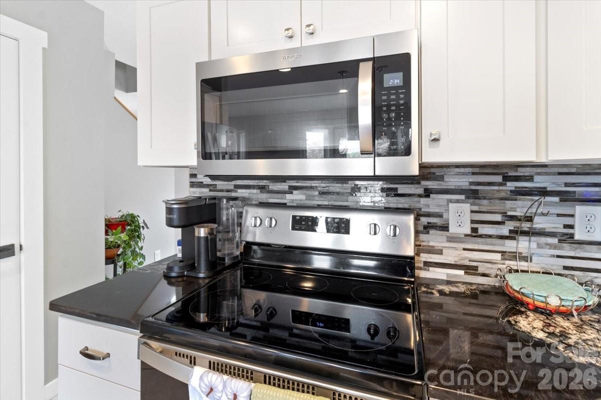 Amber Knolls - Residential