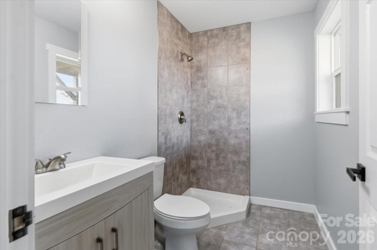 Amber Knolls - Residential