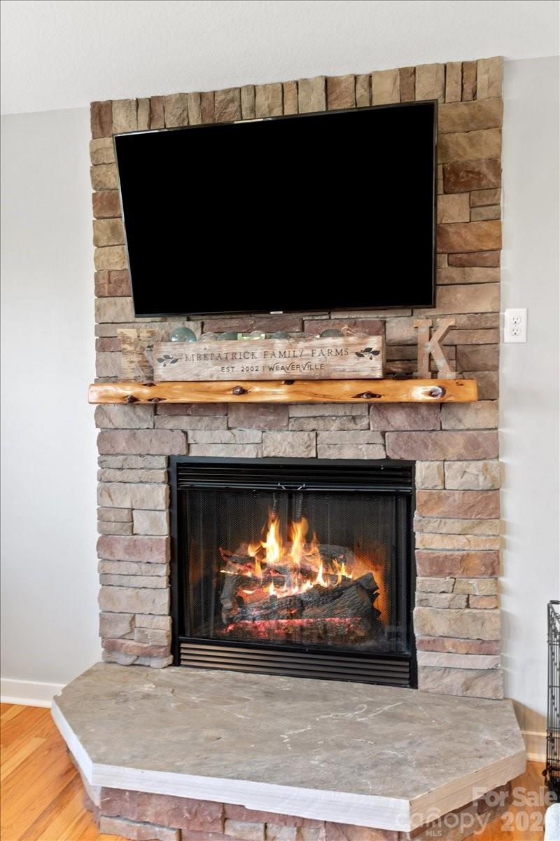 Amber Knolls - Residential