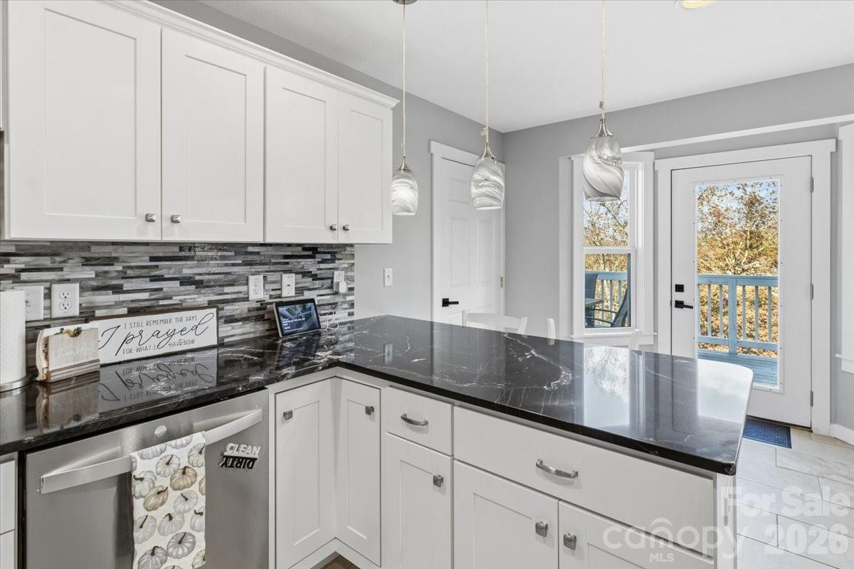 Amber Knolls - Residential