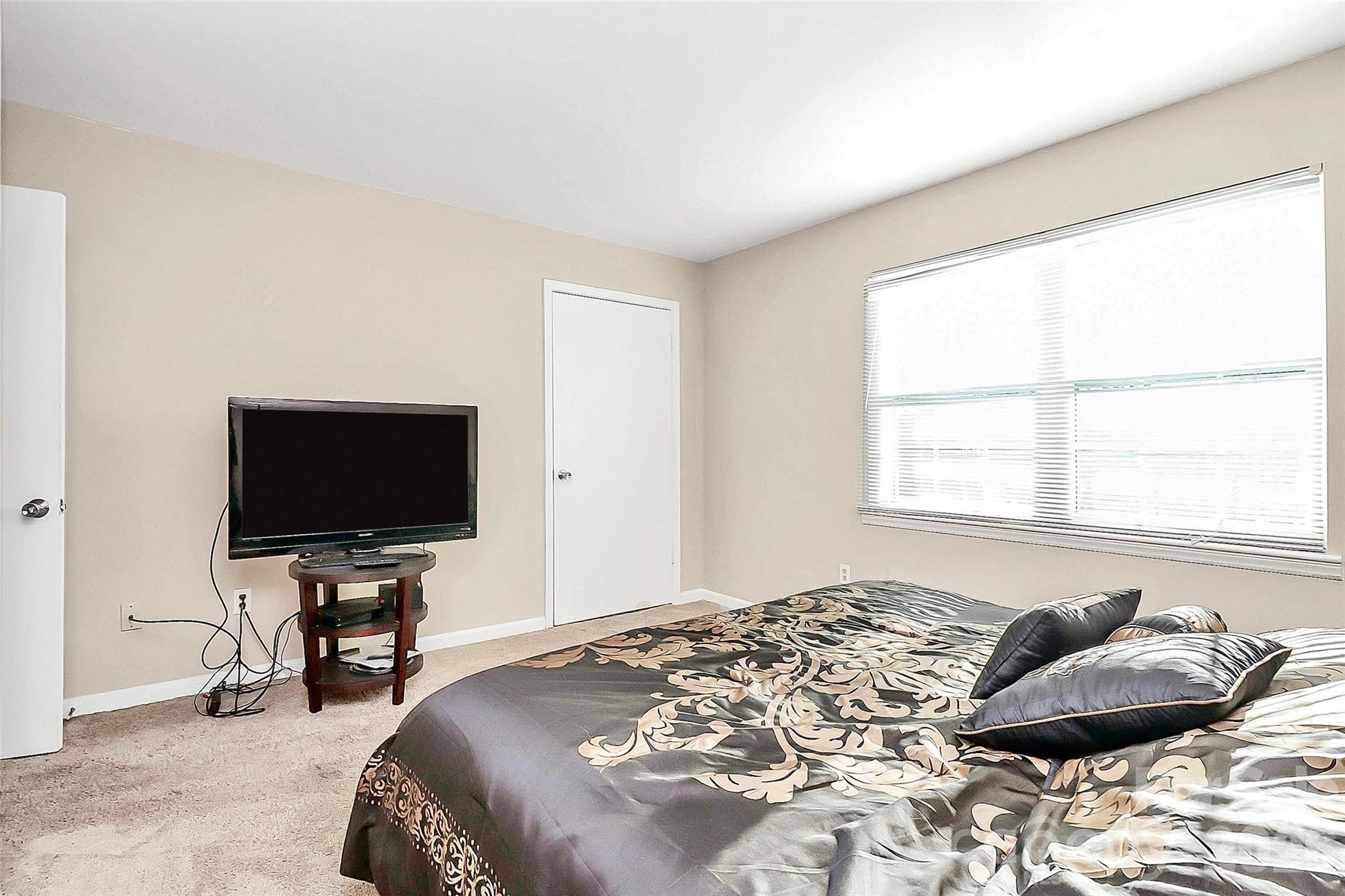 Lexington Commons - Residential