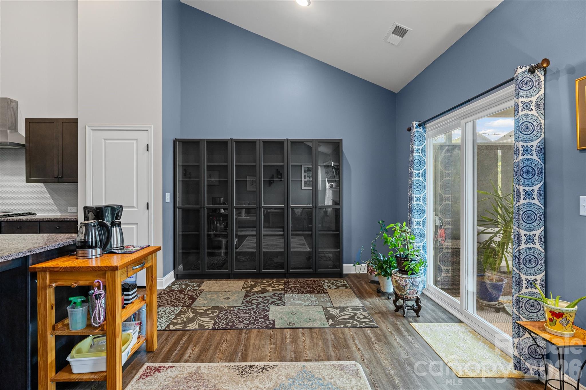 Paddlers Cove - Residential