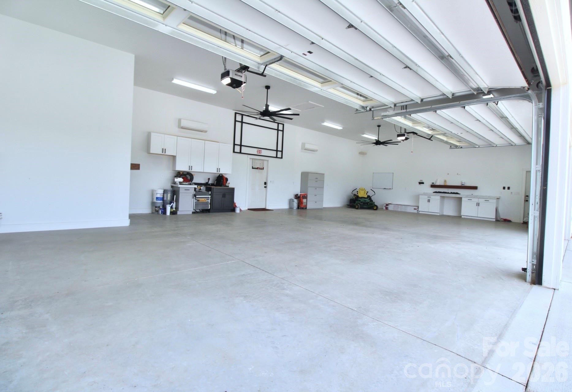 CEDAR VALLEY - Residential