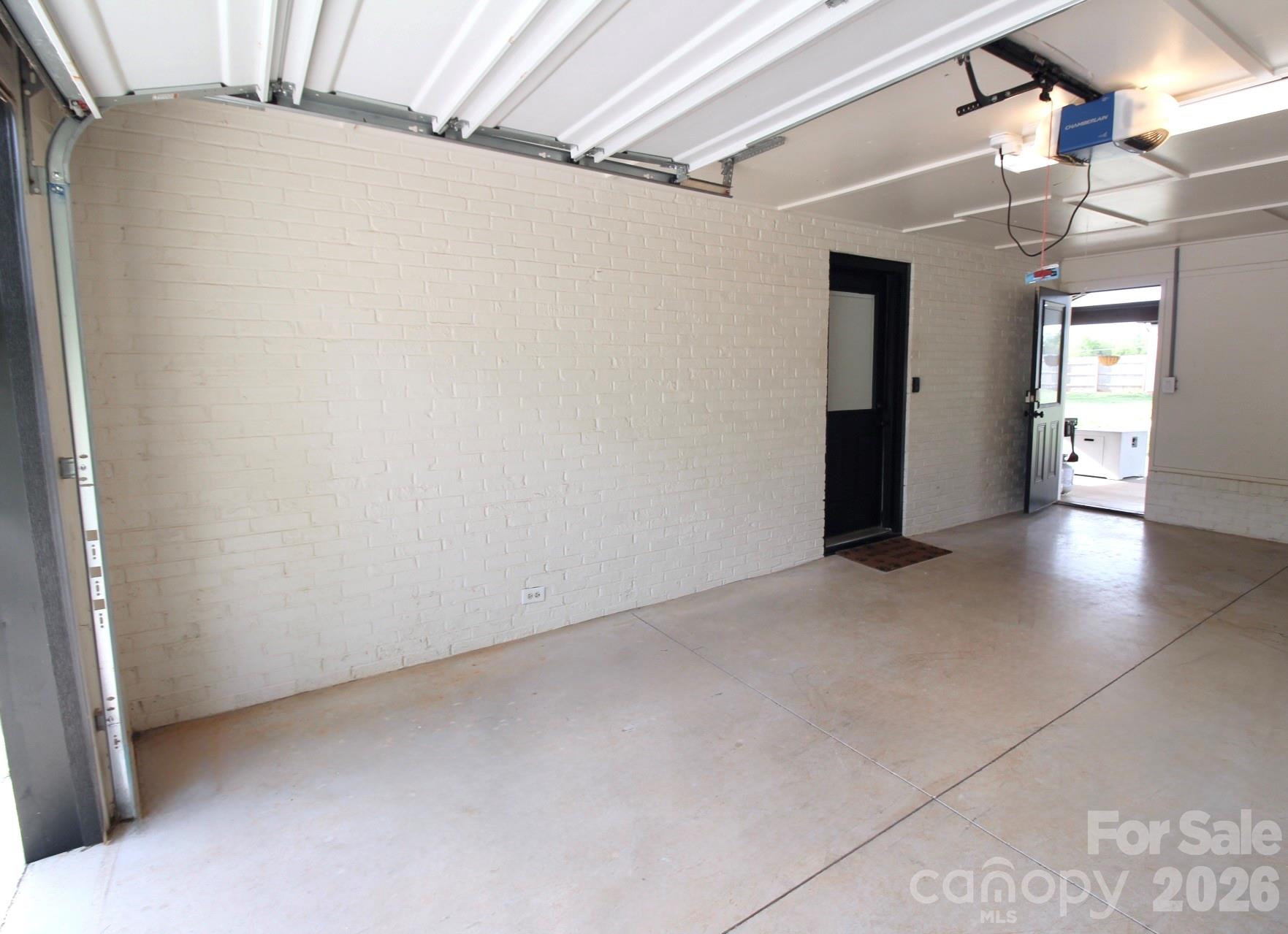 CEDAR VALLEY - Residential