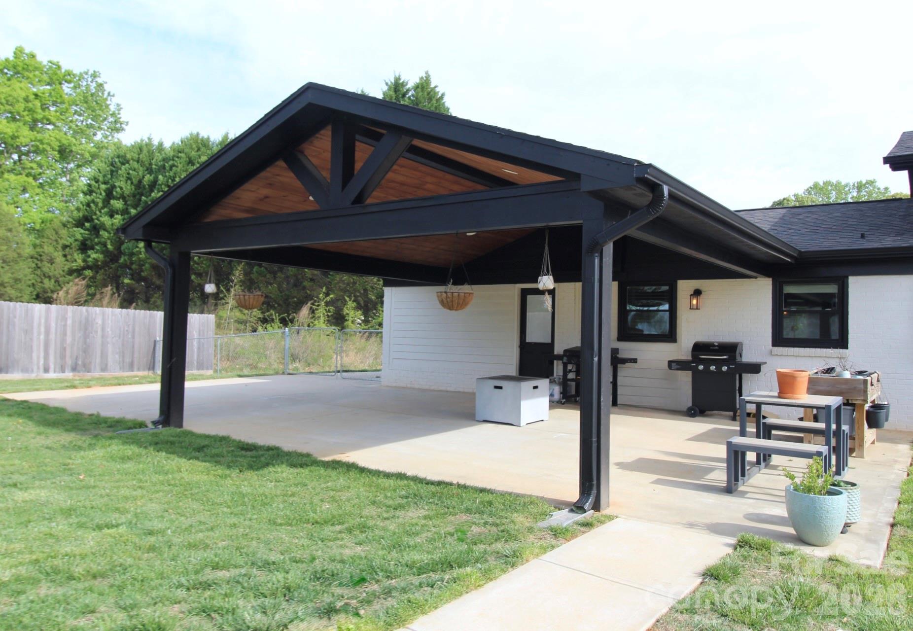 CEDAR VALLEY - Residential