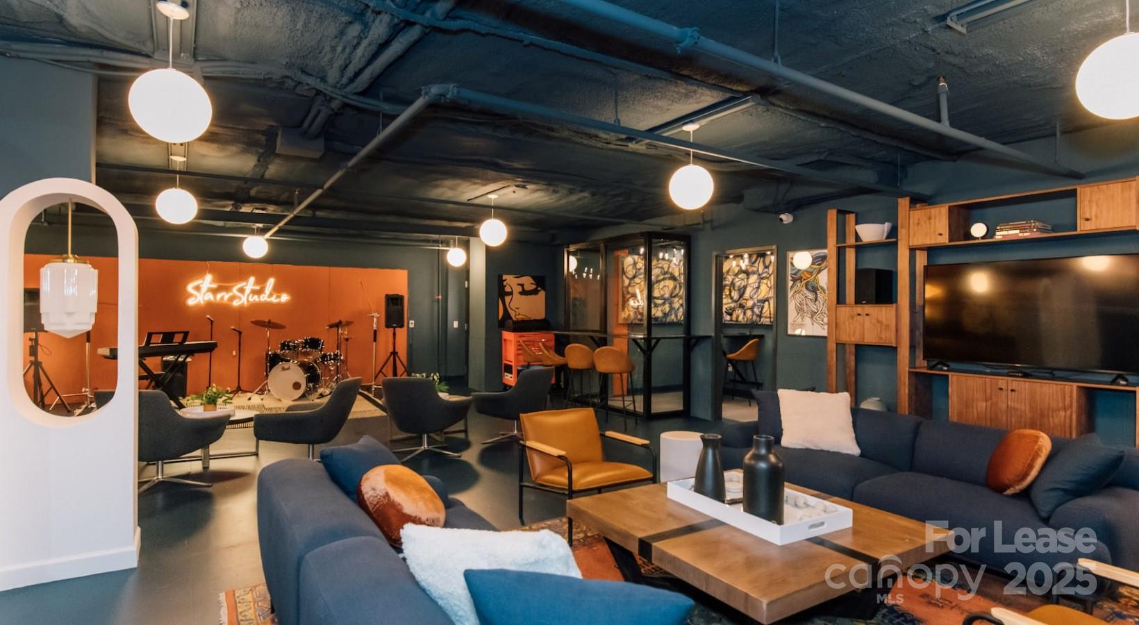 Downtown - Residential Lease