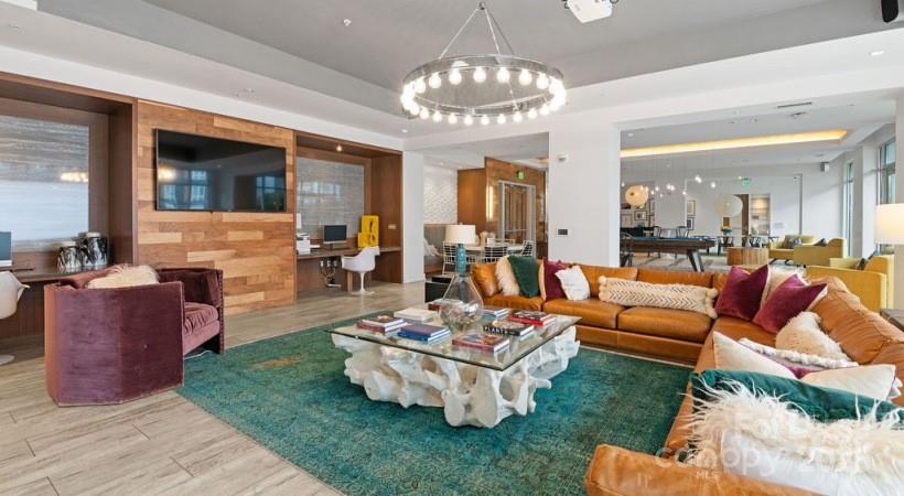 Downtown - Residential Lease