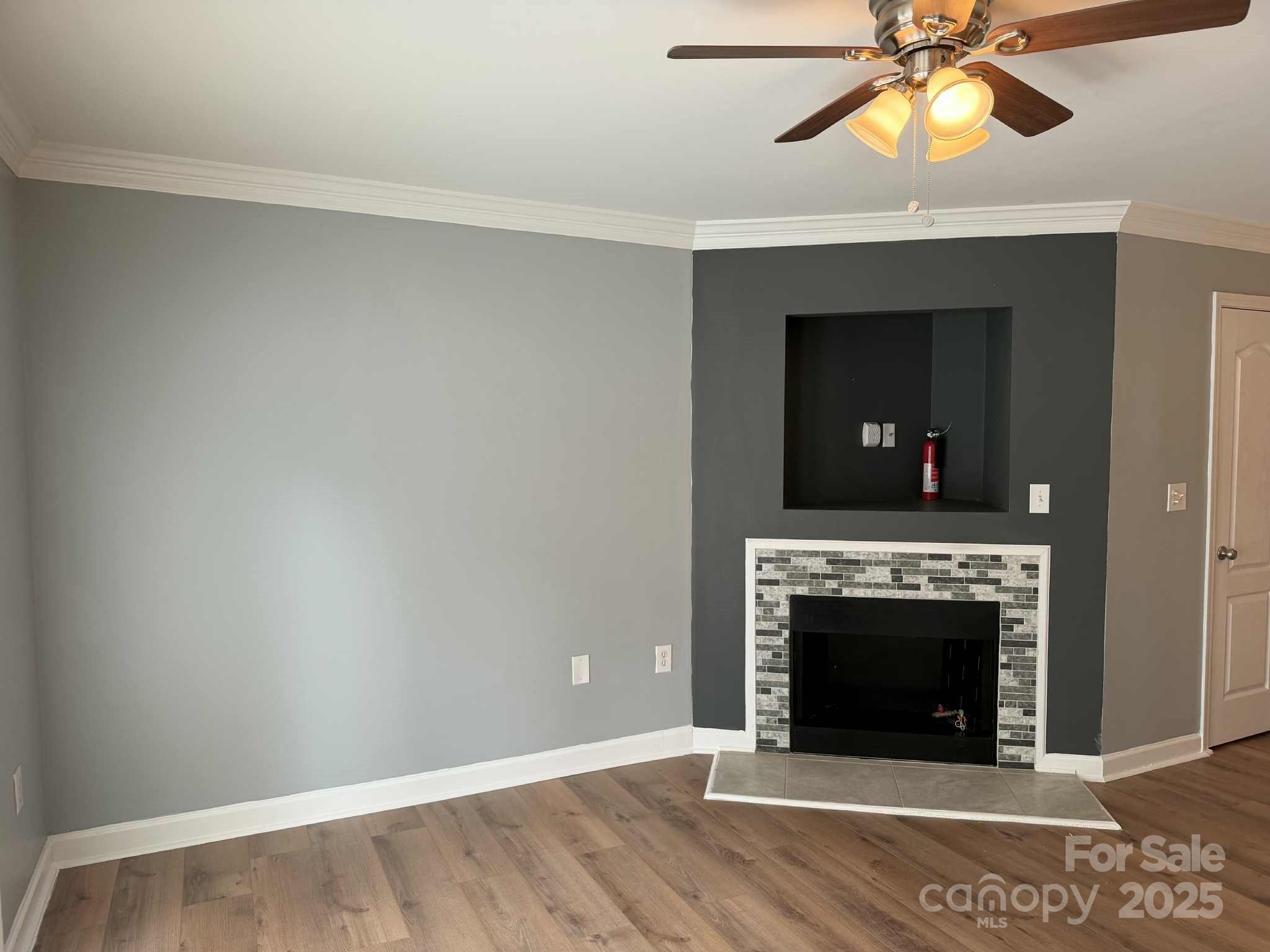 Williamsburg on Commonwealth - Residential