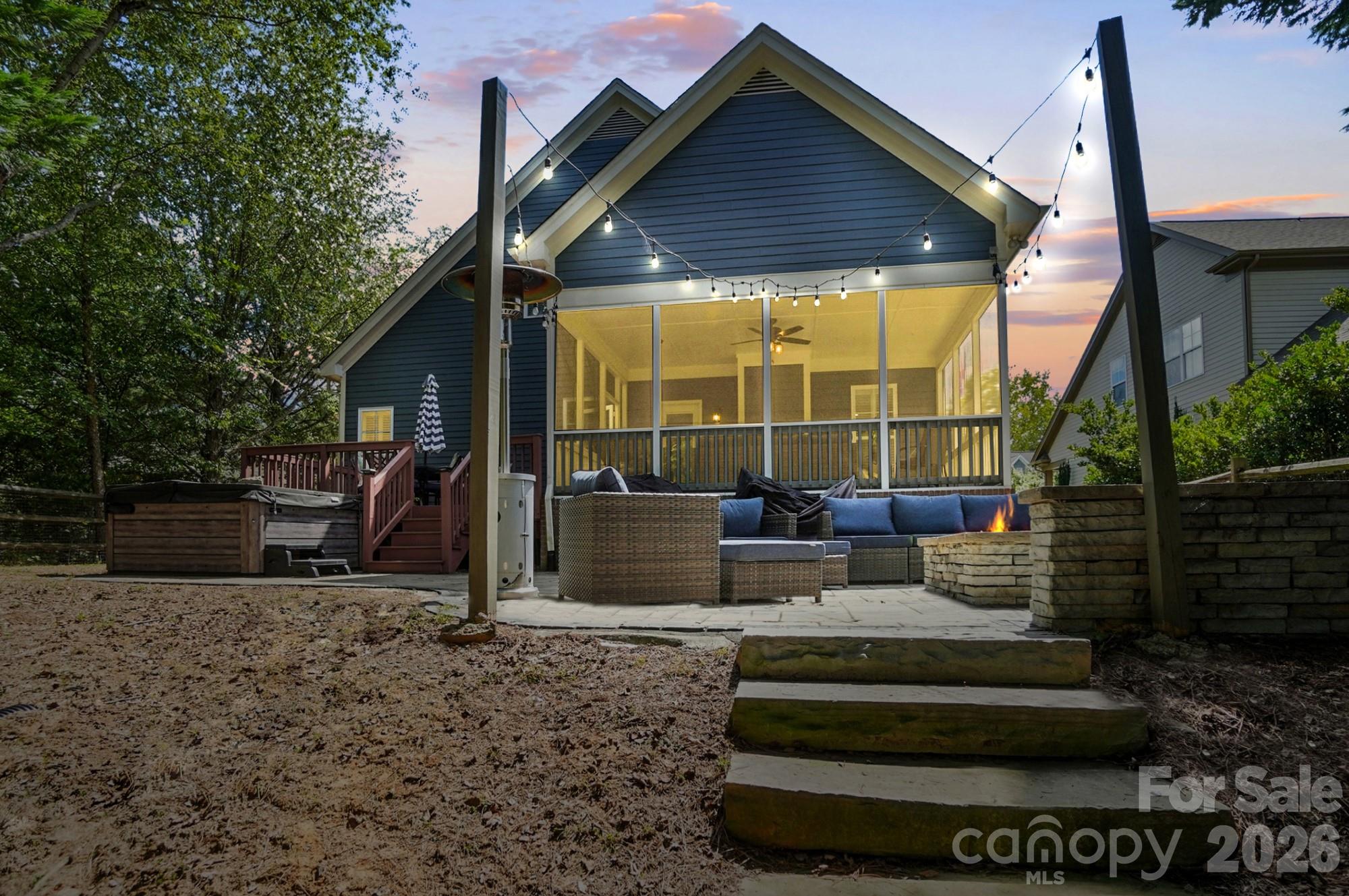 Lake Shore - Residential