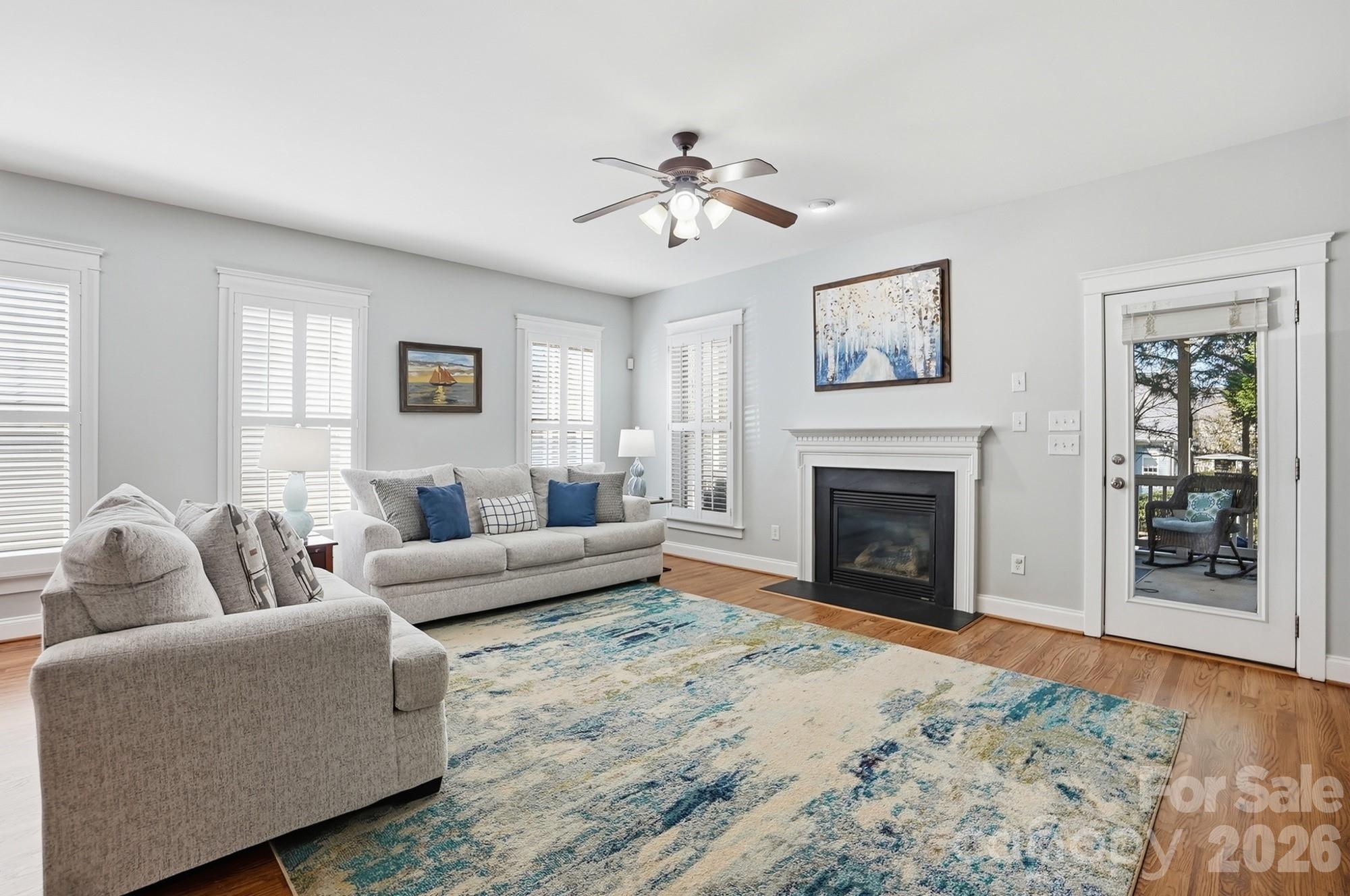 Lake Shore - Residential