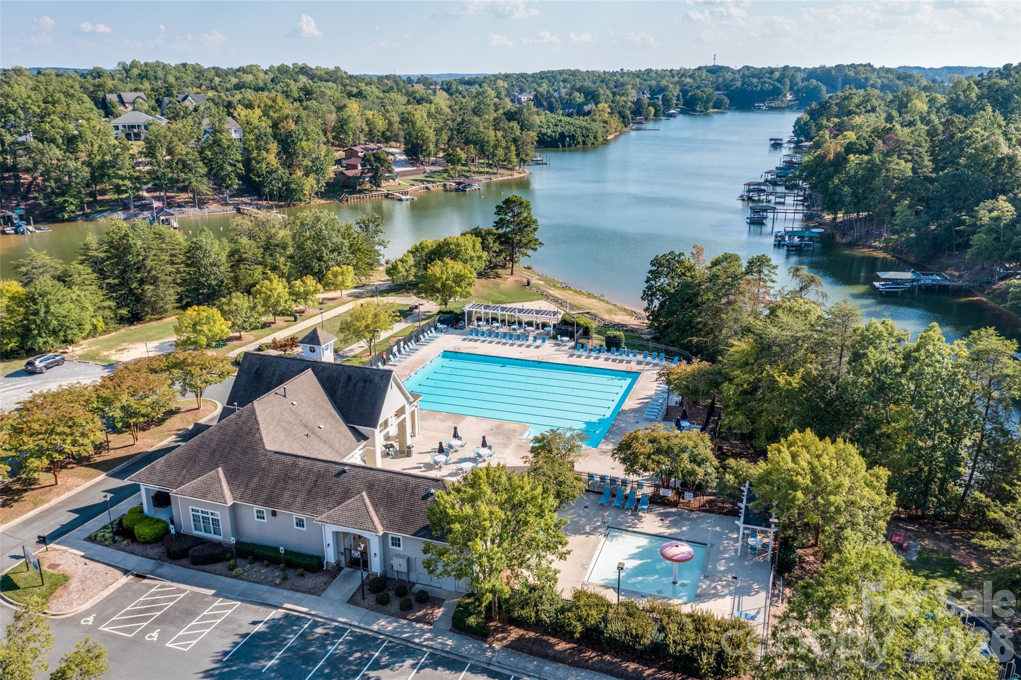 Lake Shore - Residential