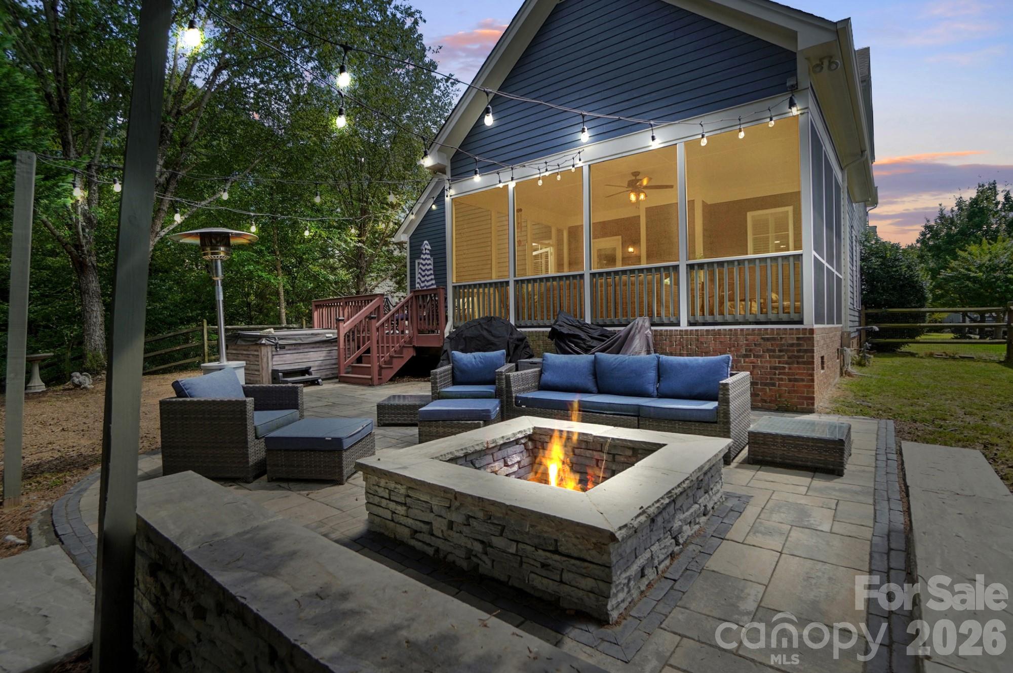 Lake Shore - Residential