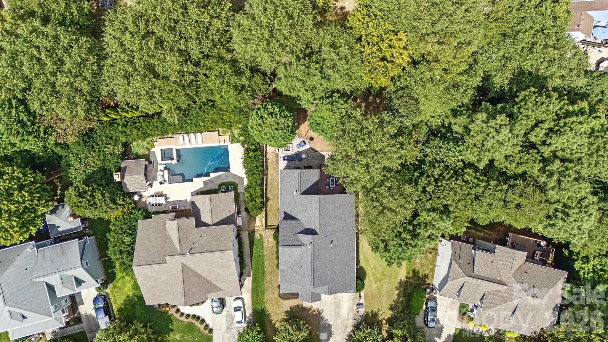 Lake Shore - Residential