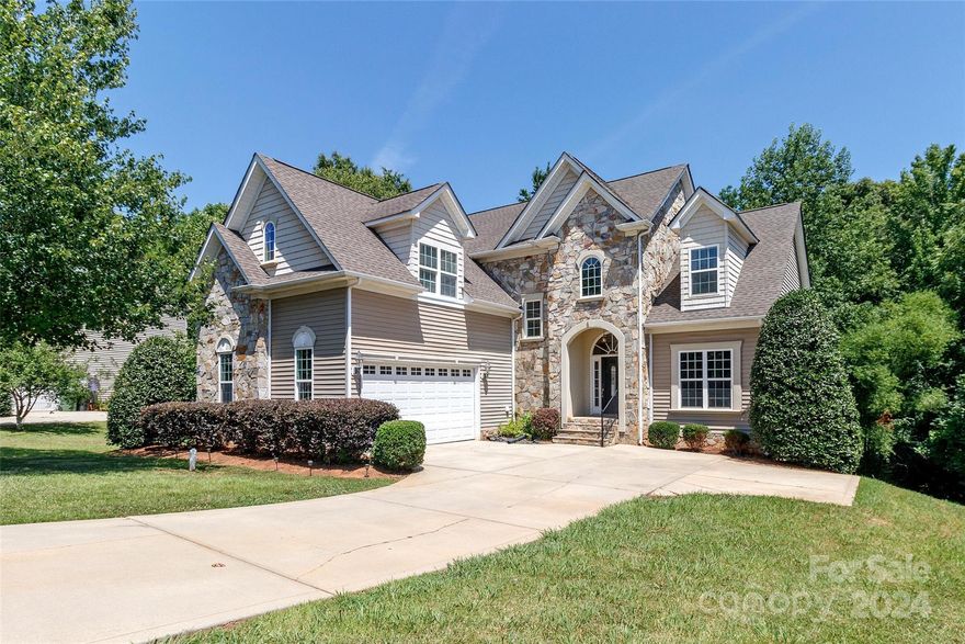 Welcome to your dream home in Lake Wylie, SC! This stunning 4-bedroom, 3.5-bathroom residence combines elegance and comfort. Step into the two-story living room with vaulted ceilings, filling the space with natural light.

The large owner's bedroom is a retreat with a tray ceiling. The en-suite bathroom features dual vanities, a soaking tub, and a walk-in shower. Enjoy the screened-in deck off the living room, perfect for relaxation. The partially finished basement offers endless possibilities for a home theater, game room, or extra living space.

This home ensures functionality with three additional bedrooms and a bonus room that can be used for a bedroom at your convenience. Located in the desirable Lake Wylie area/Clover area.  Enjoy access to excellent schools, recreational facilities, and a vibrant community. Don’t miss out on this piece of paradise. Schedule your private tour today and experience the charm and elegance this home offers!