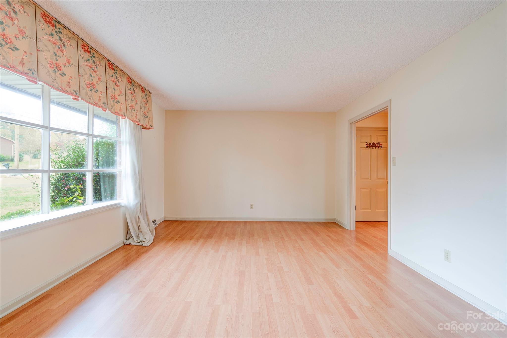 Country Club - Residential